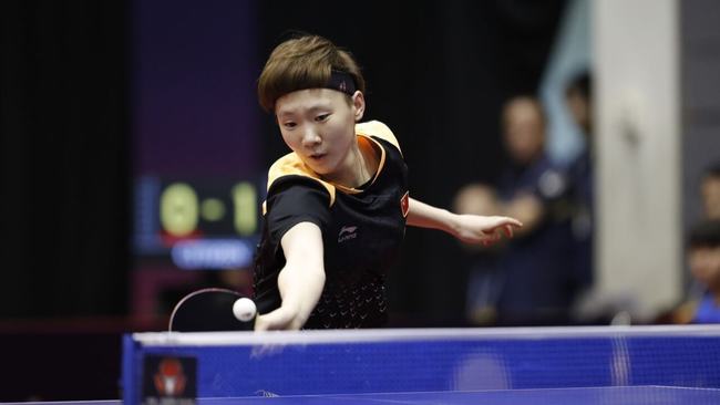 连续回合的 连续回合的